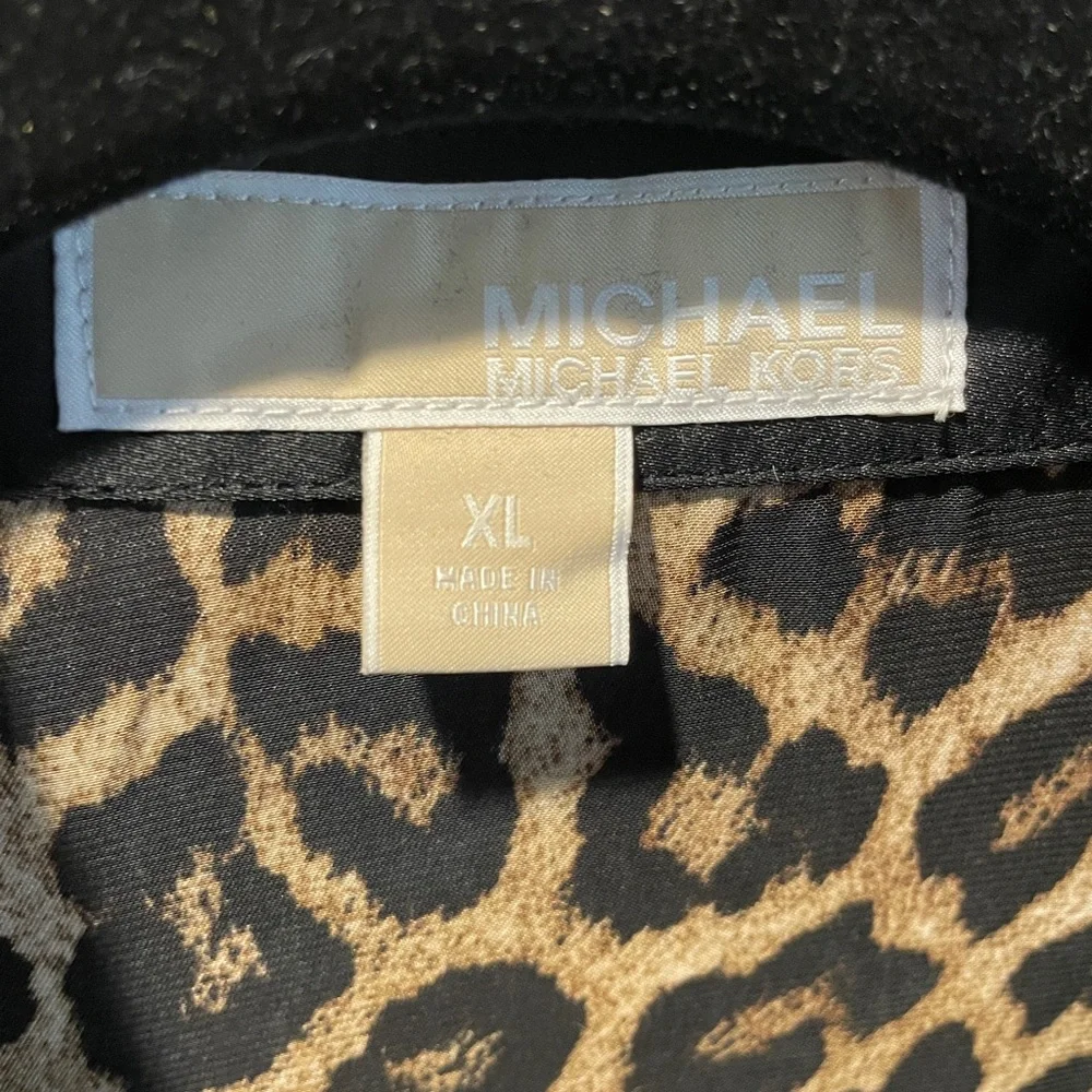 Micheal Kors leopard blouse - Picture 3 of 5